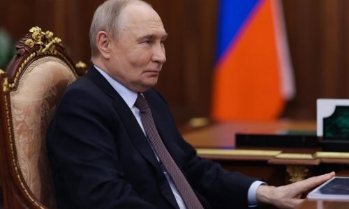 Fuentes AP: Rusia dio información a Irán que puede ayudar a Teherán a atacar fuerzas de EEUU