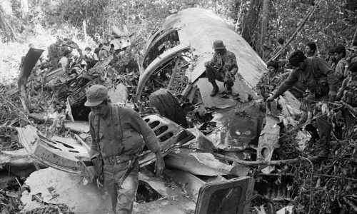 Trump habla de cambio de régimen tras ataques a Irán, pero la historia sugiere que sería difícil