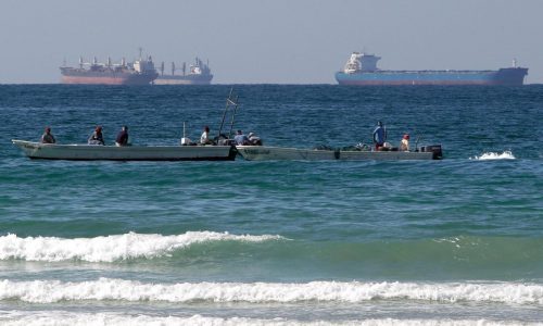 Más allá del petróleo, la guerra de Irán interrumpe rutas globales de mercancías por mar y aire