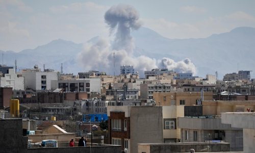 Presidente de la federación de fútbol de Irán dice que está en duda ir al Mundial en EE.UU.