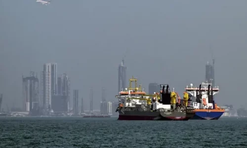 Iran Threatens to Close Entire Hormuz Strait, Strike Utilities, US Companies After Trump Ultimatum