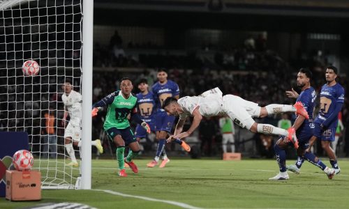 Toluca se impone 3-2 como visitante ante Pumas, en duelo de invictos en la Liga MX