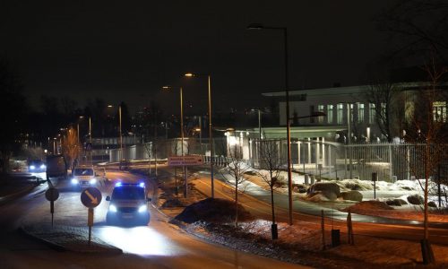 La policía investiga una posible explosión ante la embajada de EEUU en Oslo. No hay heridos