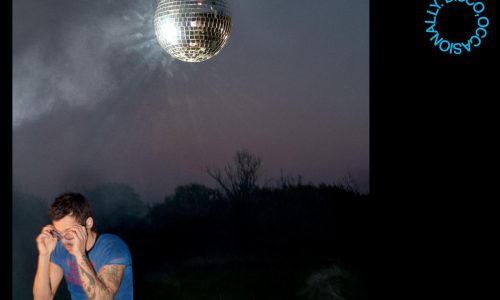 Reseña: “Kiss All the Time. Disco, Occasionally” de Harry Styles oscila y sorprende