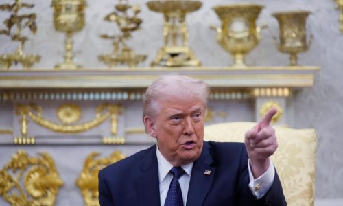 Trump dice que “alguien desde dentro” del régimen iraní debería gobernar tras la guerra
