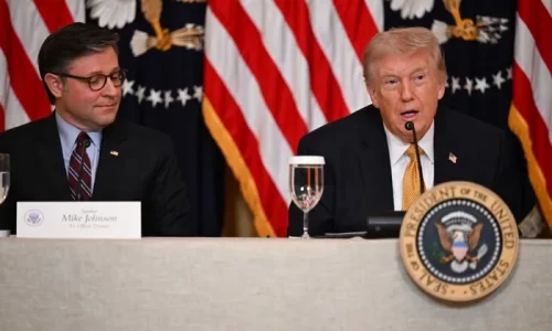 Trump Says Some Countries ‘On the Way’ to Help Open Hormuz Strait