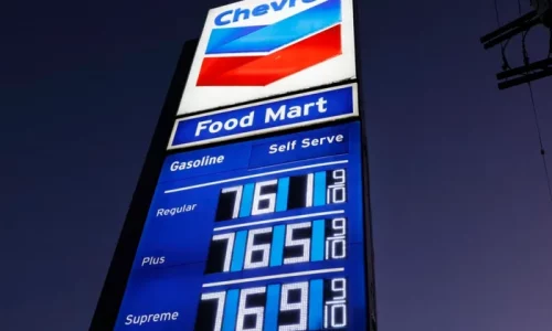 US Gas Prices Jump as Iran War Continues