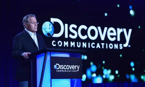 Warner Bros CEO to Collect $667 Million in Paramount Deal