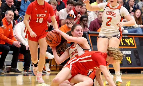 Oliver Ames sneaks past North Attleboro in instant classic