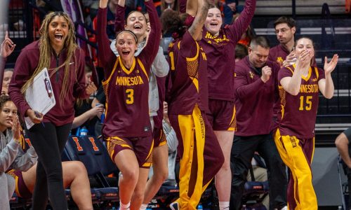Women’s basketball: Gophers hold off Illinois, cinch No. 4 seed in Big Ten tournament