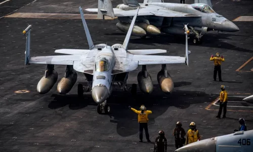 Race to Secure Iran Cease-Fire Intensifies as Trump Ultimatum Ticks Down