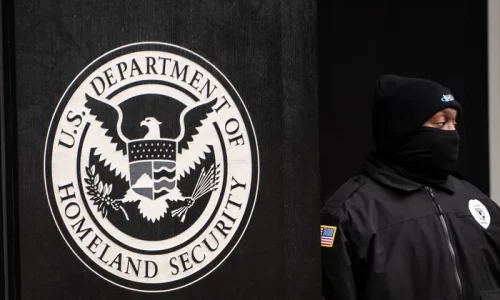 Trump Signs Memo to Pay All DHS Employees During Shutdown