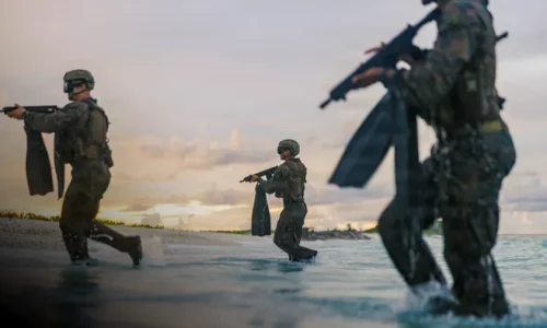 US Deployments Fuel Speculation of Ground Combat Against Iran