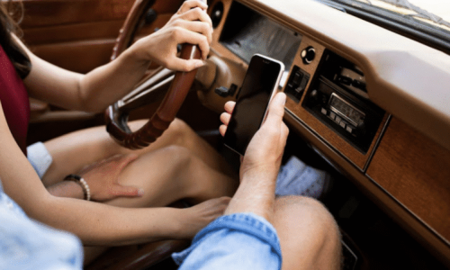 Mobile Entertainment Is Becoming Part of Modern Road Trip Culture