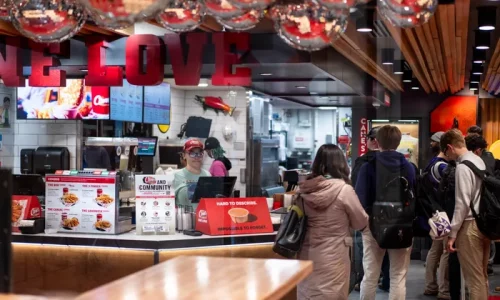 New Bill Would Push Federal Minimum Wage to $25