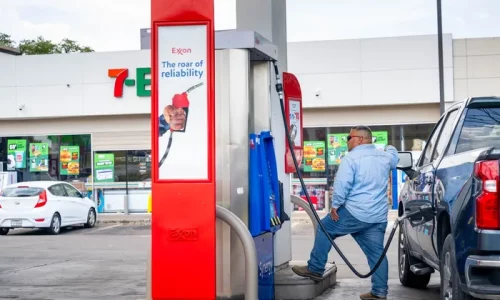 US Gas Prices Remain Elevated Amid Ongoing Middle East Tensions US Gas Prices Remain Elevated Amid Ongoing Middle East Tensions