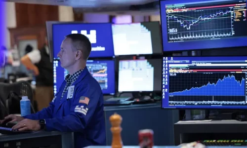Wall Street Review: Stocks Post Weekly Loss Despite Friday Gains