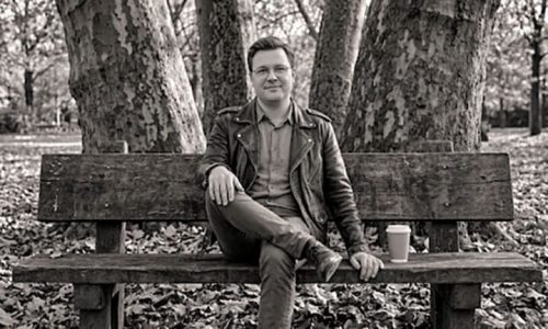 How Chess Player Nikolay Fartushnyak from Crimea Helps Keep Local Chess Alive