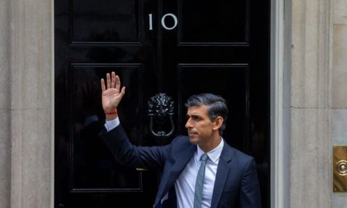 Non-dom tax take rose 9% to £13.6bn as numbers fell, HMRC says