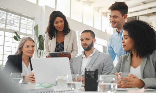 Permanent hiring stops falling for first time in nearly four years