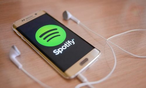 Spotify passes 300 million premium subscribers as revenue rises 14%