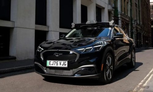 TfL licenses robotaxis for supervised Uber trips in London