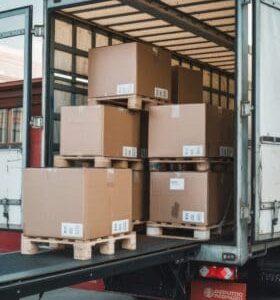 FTL Procurement Strategy: RFP Structuring for Multi-Year Lane Contracts