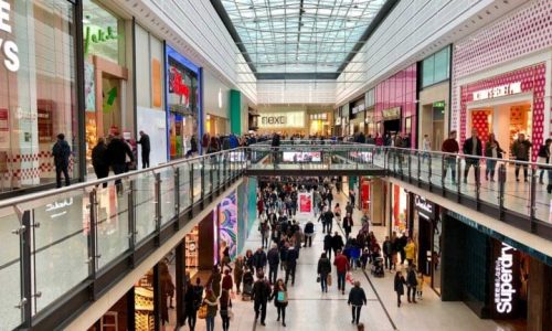 Long-term UK borrowing costs top 6 per cent, highest since 1998